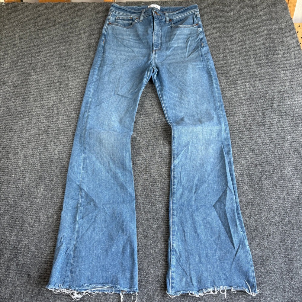 LOFT High Rise Flare Jeans Medium Wash Blue Raw Hem Size 6 28 Denim Pants